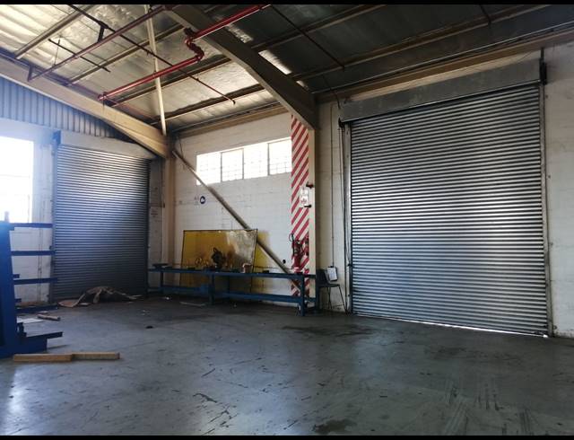 1,630M² WAREHOUSE TO LET IN WESTMEAD